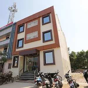 3* Hotel Oyo 23071 Arman Palace & Banquet