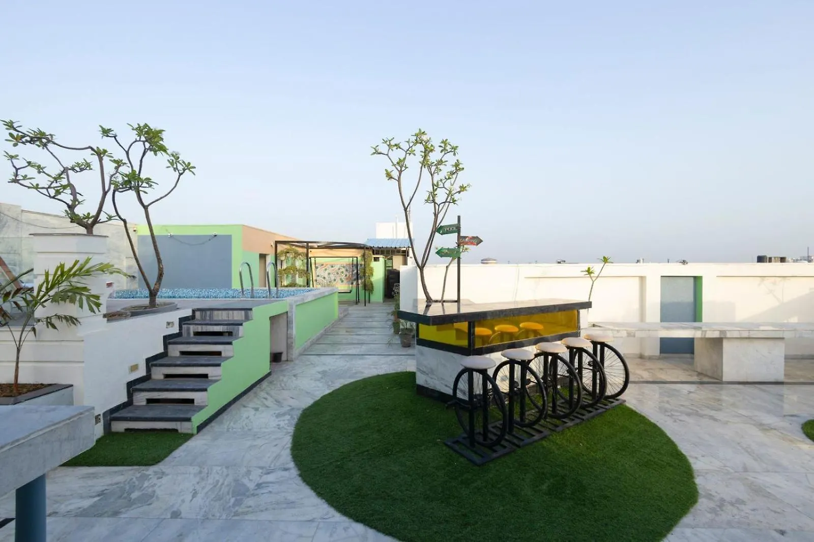 Hotel Sahibs Lighthouse - Family & Corporate Hotel Agra
